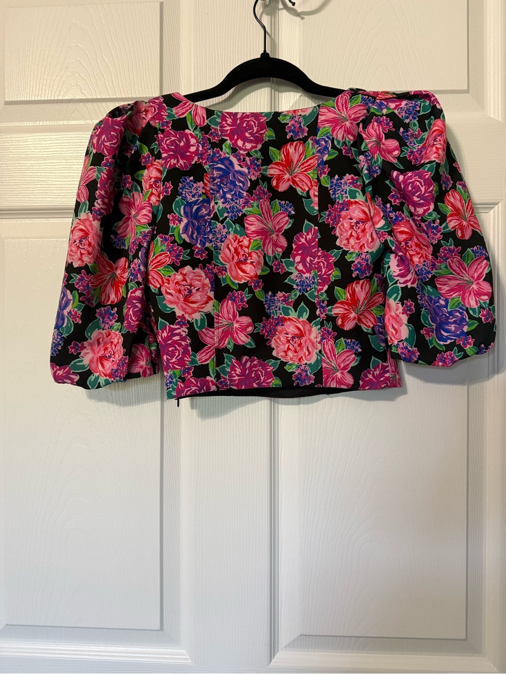 Zara Floral V-Neck Cropped Top- XS - Picture 5 of 6